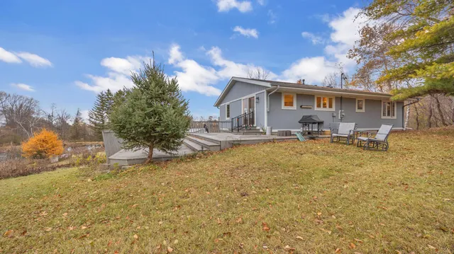 $499,900 | 1814 County H, Farmington, WI 53040