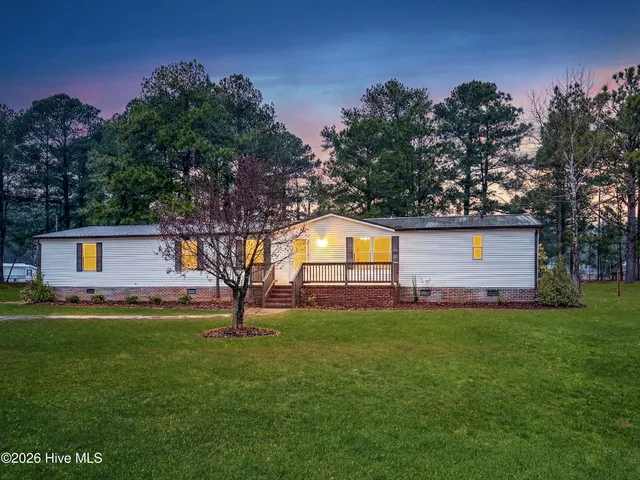 $257,500 | 235 Meadowfield Circle, Aberdeen, NC 28315