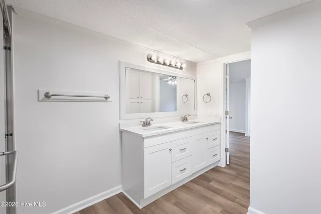 $257,500 | 235 Meadowfield Circle, Aberdeen, NC 28315