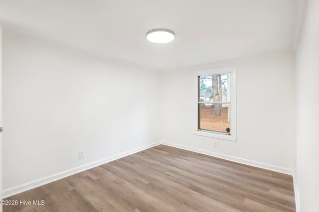 $257,500 | 235 Meadowfield Circle, Aberdeen, NC 28315