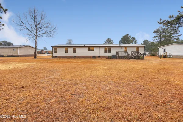 $249,500 | 235 Meadowfield Circle, Aberdeen, NC 28315