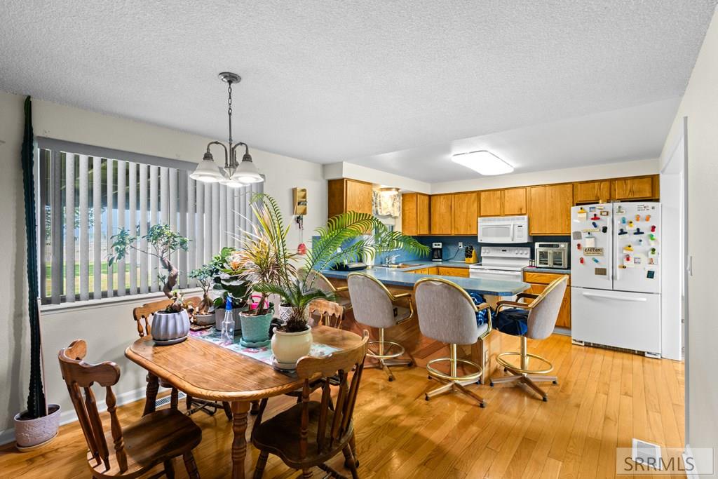 624 West Tyhee Road Pocatello, ID 83202 - Photo 4 of 29