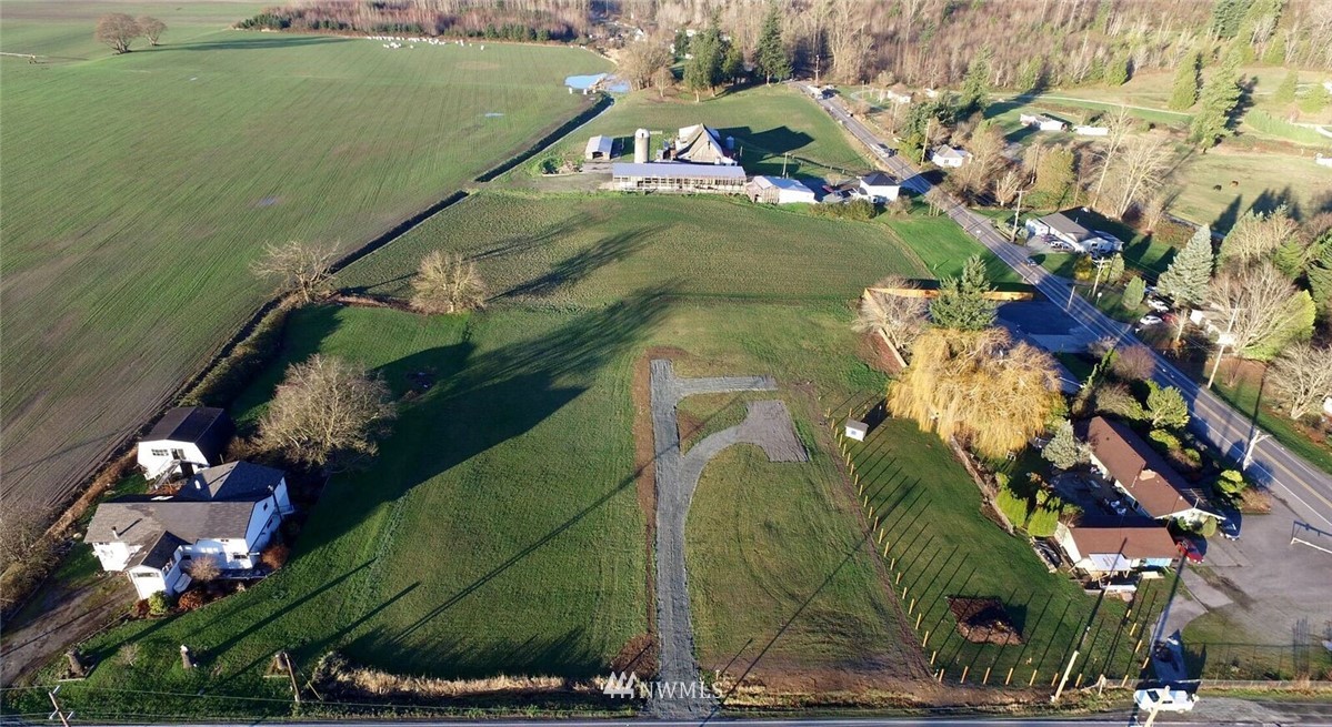 2 Francis Road Sedro-Woolley, WA 98284 - Photo 1 of 8 Gallery Image 1
