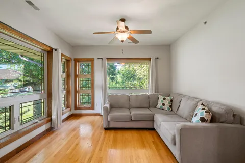 $385,000 | 415 South Wells Street, Unit 810, Lake Geneva, WI 53147