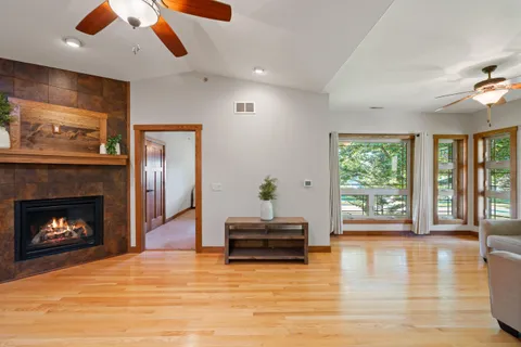 $385,000 | 415 South Wells Street, Unit 810, Lake Geneva, WI 53147