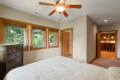 $385,000 | 415 South Wells Street, Unit 810, Lake Geneva, WI 53147