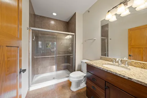 $385,000 | 415 South Wells Street, Unit 810, Lake Geneva, WI 53147