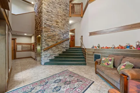 $385,000 | 415 South Wells Street, Unit 810, Lake Geneva, WI 53147