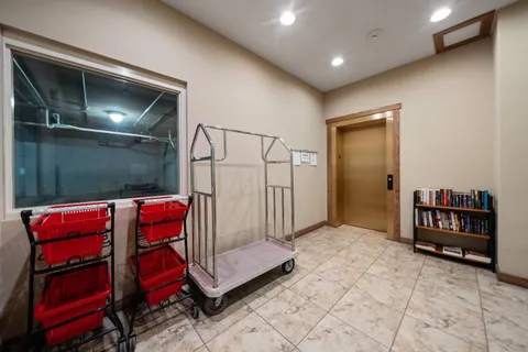 $385,000 | 415 South Wells Street, Unit 810, Lake Geneva, WI 53147