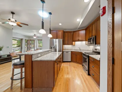 $385,000 | 415 South Wells Street, Unit 810, Lake Geneva, WI 53147