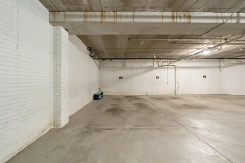 $385,000 | 415 South Wells Street, Unit 810, Lake Geneva, WI 53147