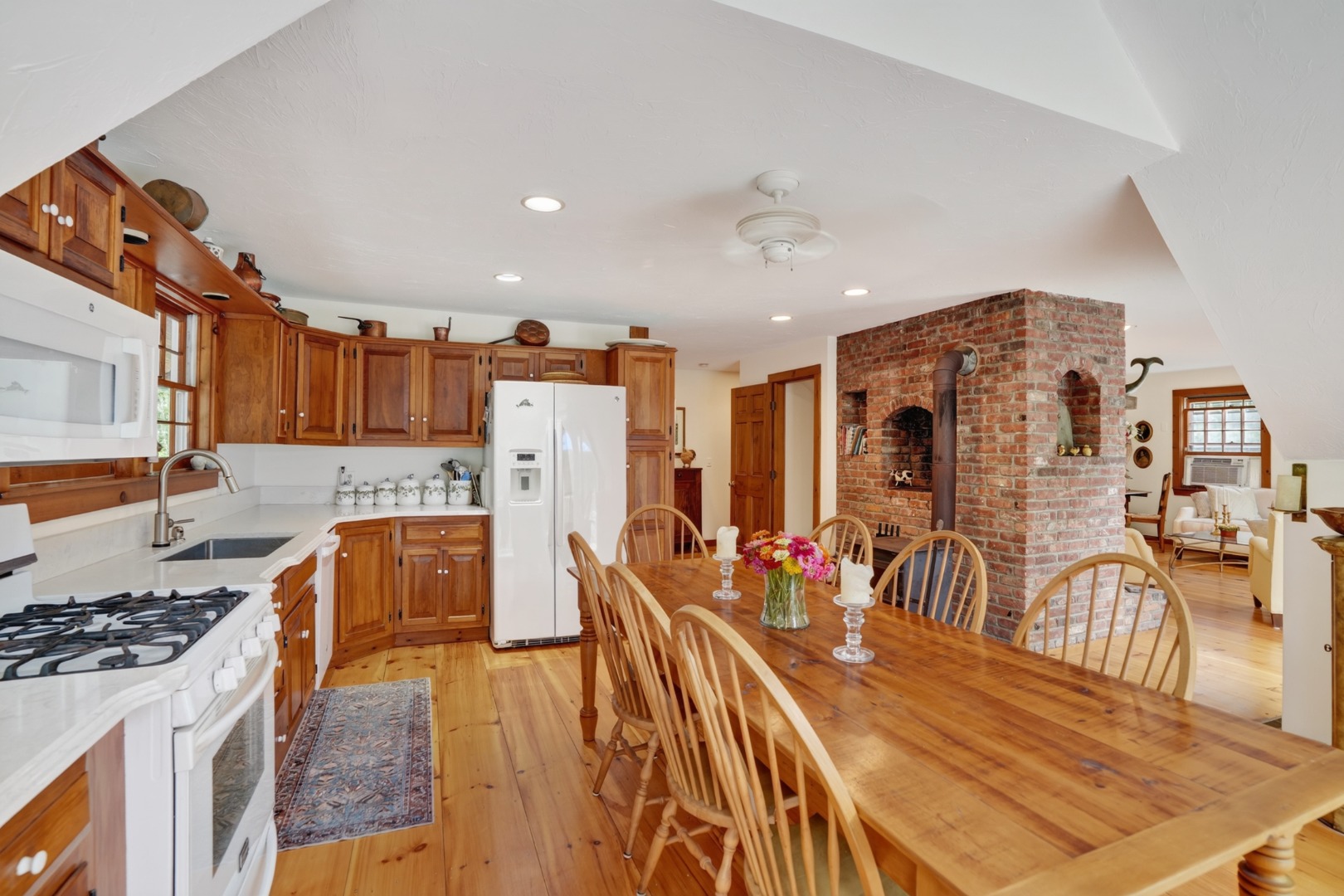 9 Codman Spring Road Edgartown, MA 02539 - Photo 13 of 35 Gallery Image 13