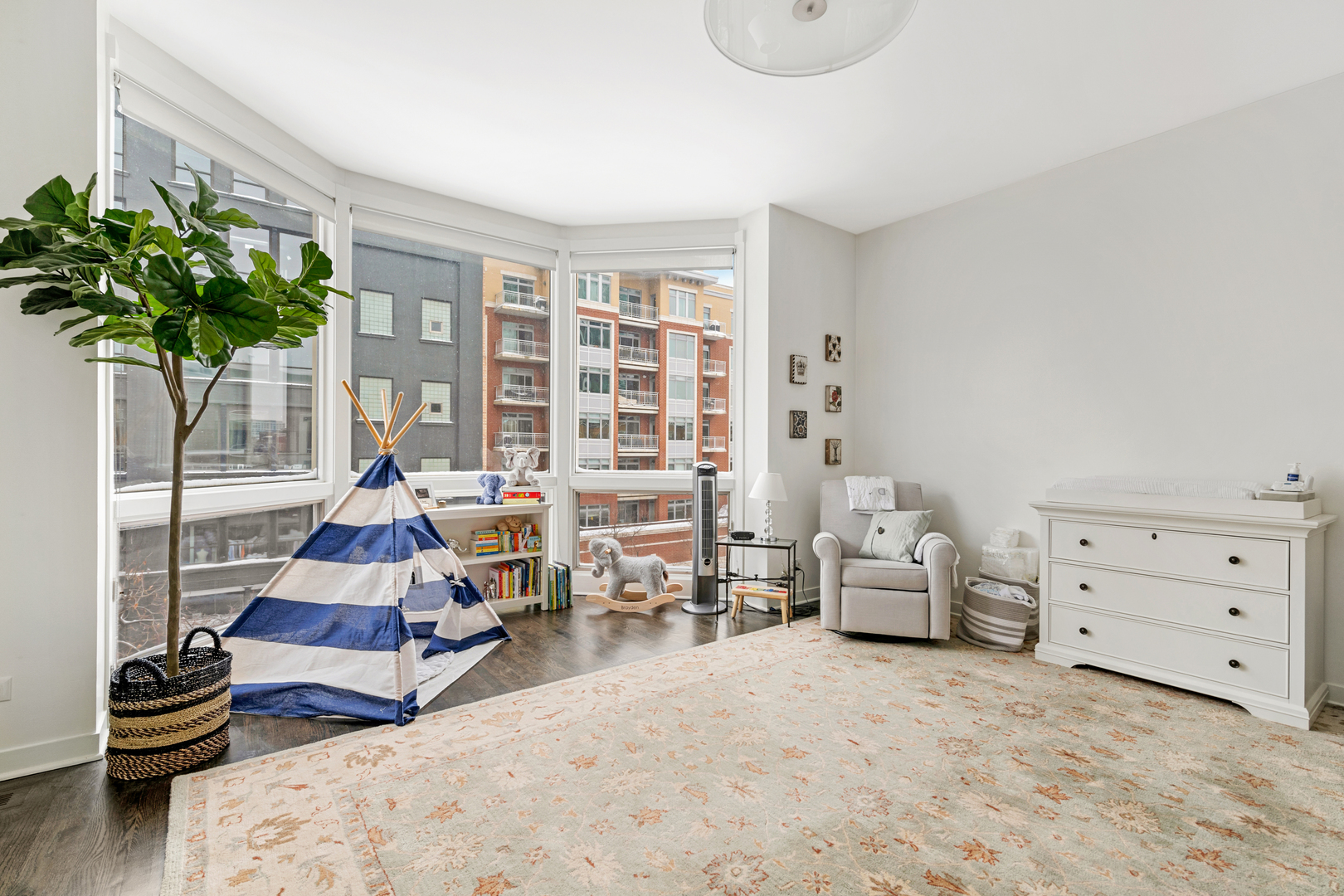 640 West Fulton Street, Unit C Chicago, IL 60661 - Photo 24 of 35