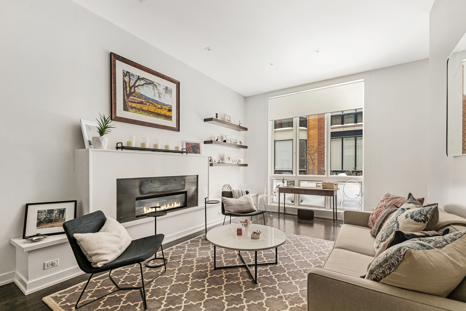 640 West Fulton Street, Unit C Chicago, IL 60661 - Photo 5 of 35