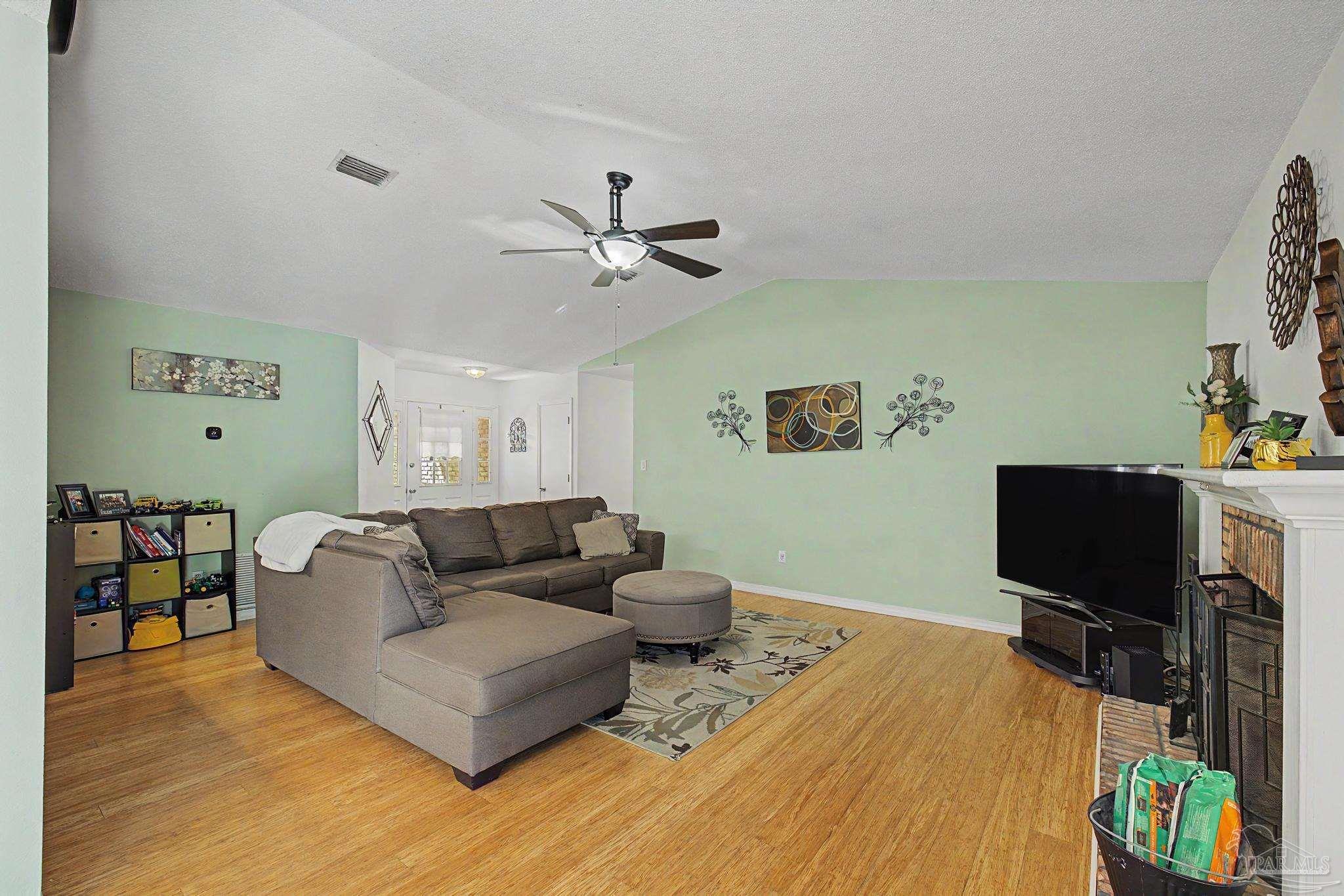 1830 Wheeler Road Gulf Breeze, FL 32563 - Photo 10 of 45 Gallery Image 10