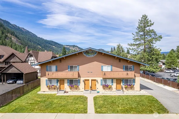 $599,000 | 475 Alpine Place, Unit 2, Leavenworth, WA 98826