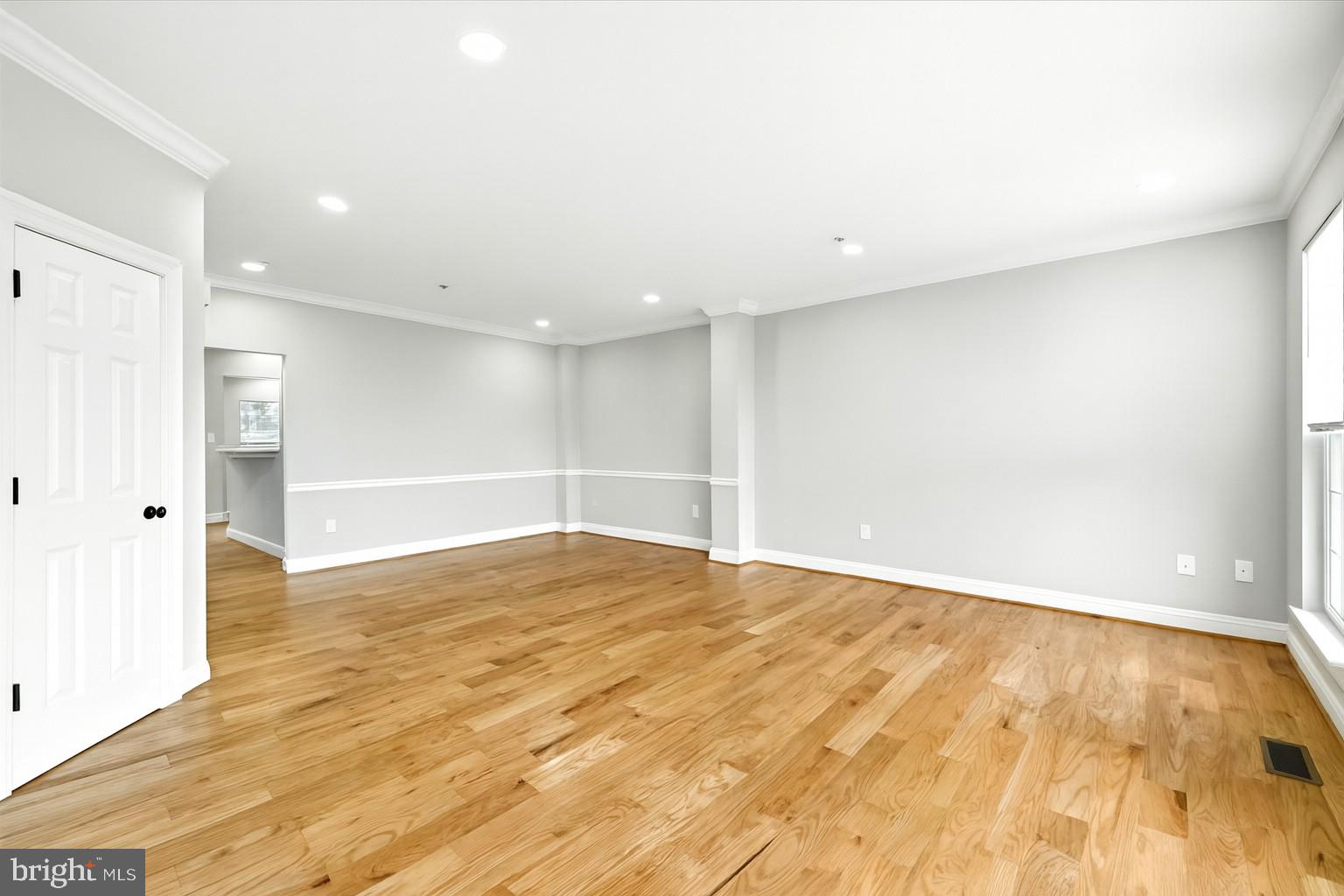 9828 Snow Bird Lane Laurel, MD 20723 - Photo 6 of 30 a view of an empty room