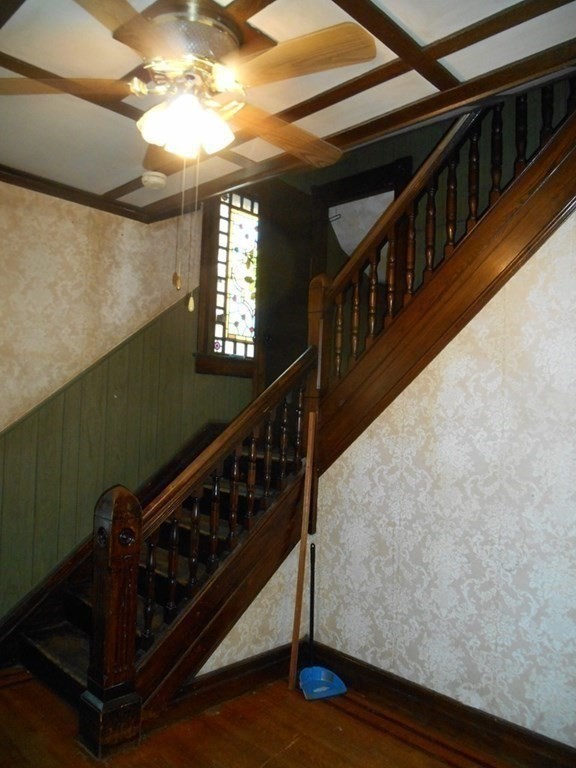 109 Yale Street Springfield, MA 01109 - Photo 15 of 27 Gallery Image 15