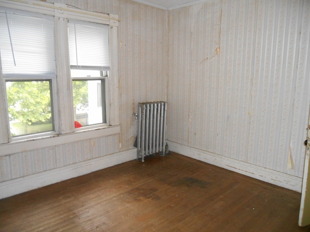 109 Yale Street Springfield, MA 01109 - Photo 18 of 27 Gallery Image 18