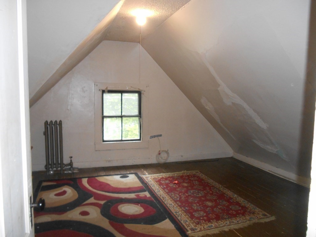 109 Yale Street Springfield, MA 01109 - Photo 22 of 27 Gallery Image 22