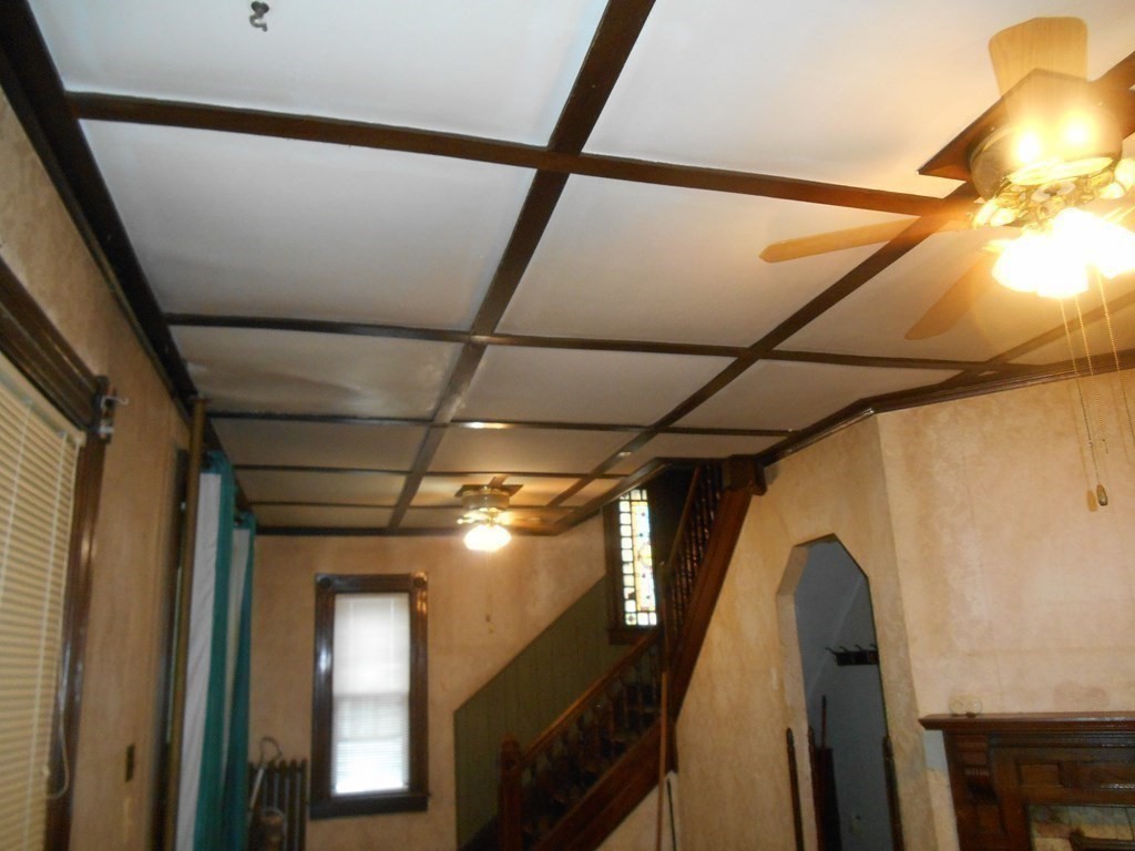 109 Yale Street Springfield, MA 01109 - Photo 5 of 27 Gallery Image 5