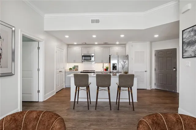 $1,900 | 400 Coconut Beach Road, Unit 303, Kenner, LA 70065