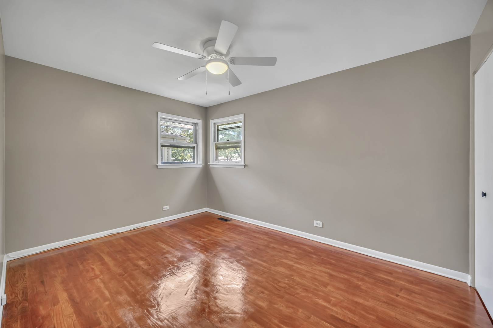 10 Adams Drive Addison, IL 60101 - Photo 3 of 4
