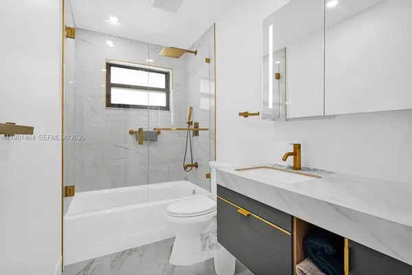 $1,475,000 | 9291 Southwest 36th Street, Miami, FL 33165