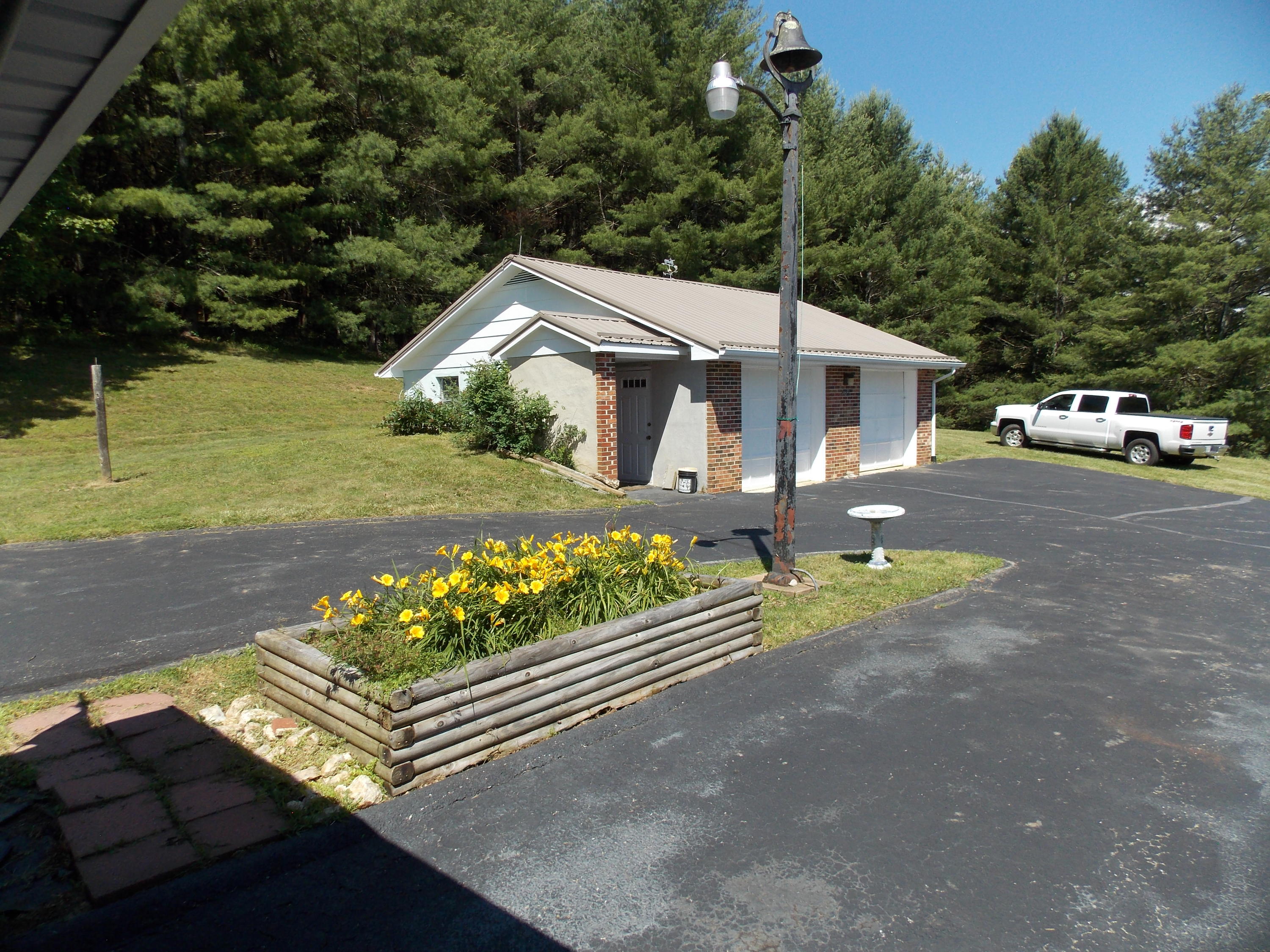4147 Webbs Mill Road North Riner, VA 24149 - Photo 16 of 53 DSCN0193
