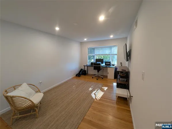 $7,600 | 99 Park Avenue, Cresskill, NJ 07626