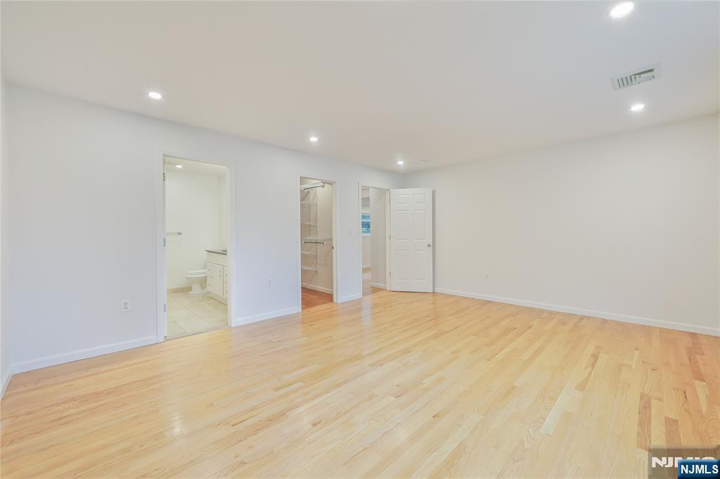 99 Park Avenue Cresskill, NJ 07626 - Photo 31 of 46 a view of an empty room