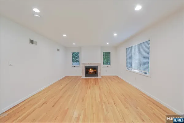 $7,600 | 99 Park Avenue, Cresskill, NJ 07626