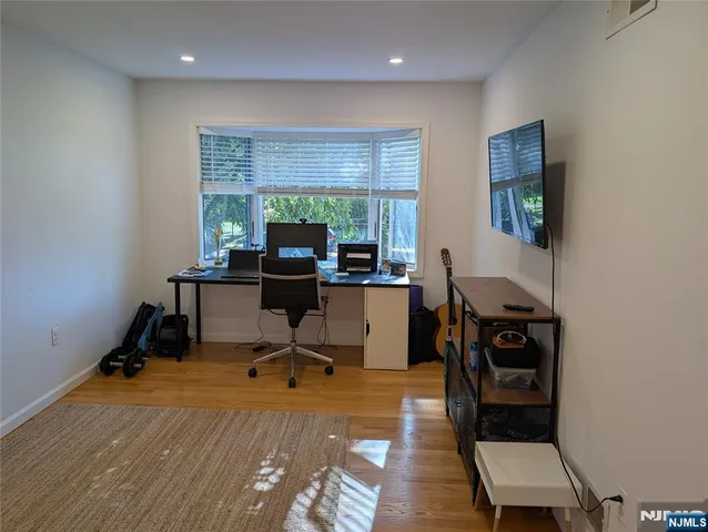 $7,600 | 99 Park Avenue, Cresskill, NJ 07626