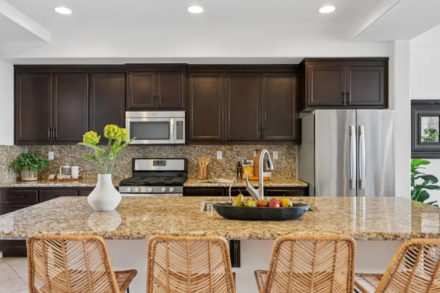 $998,000 | 6466 Bayview Drive, Oakland, CA 94605