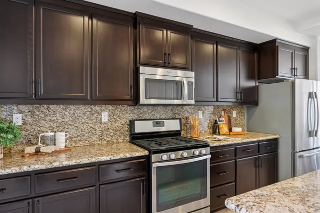 $998,000 | 6466 Bayview Drive, Oakland, CA 94605