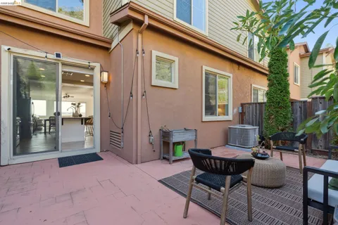 $998,000 | 6466 Bayview Drive, Oakland, CA 94605