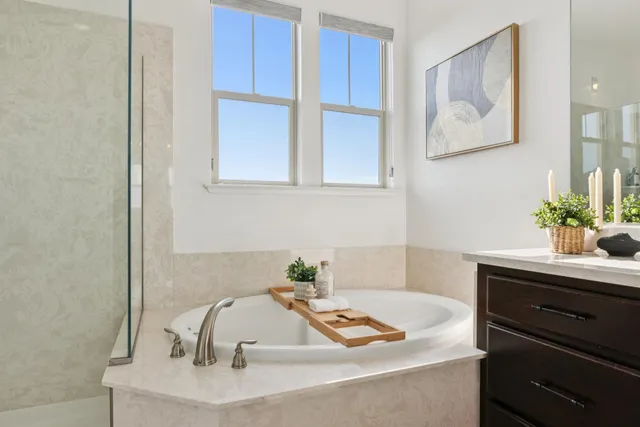 $998,000 | 6466 Bayview Drive, Oakland, CA 94605