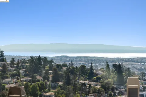 $998,000 | 6466 Bayview Drive, Oakland, CA 94605