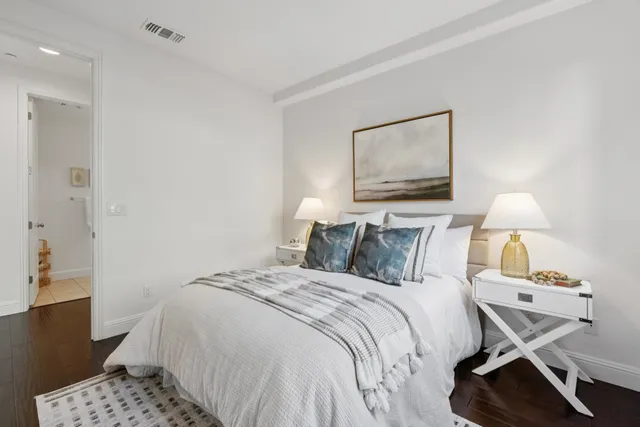 $998,000 | 6466 Bayview Drive, Oakland, CA 94605