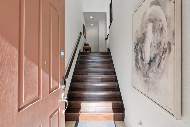 $998,000 | 6466 Bayview Drive, Oakland, CA 94605