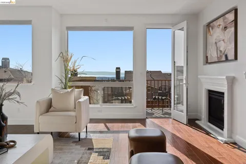 $998,000 | 6466 Bayview Drive, Oakland, CA 94605