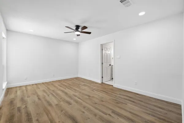 $469,999 | 2211 Sierra Drive, Grapevine, TX 76051