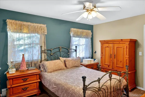 $549,000 | 2 Pike Street, East Patchogue, NY 11772