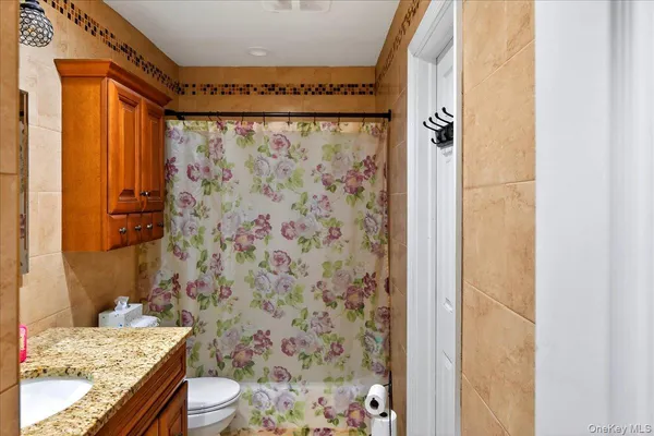 $549,000 | 2 Pike Street, East Patchogue, NY 11772