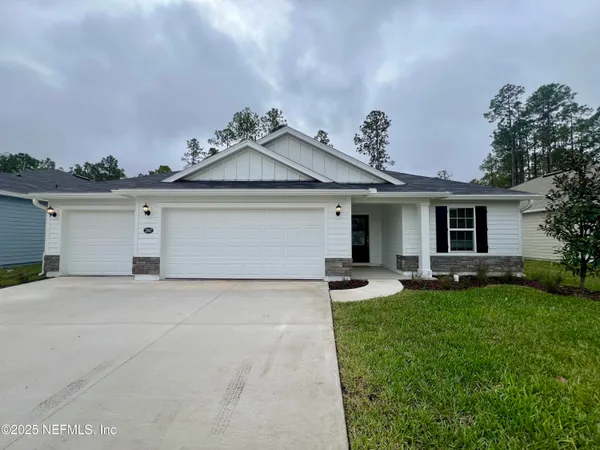 $409,990 | 2967 Bonnie Lakes Drive, Green Cove Springs, FL 32043