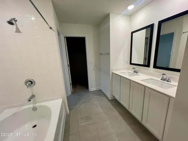 $409,990 | 2967 Bonnie Lakes Drive, Green Cove Springs, FL 32043