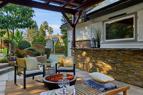 $979,900 | 105 Wolcot Court, Folsom, CA 95630