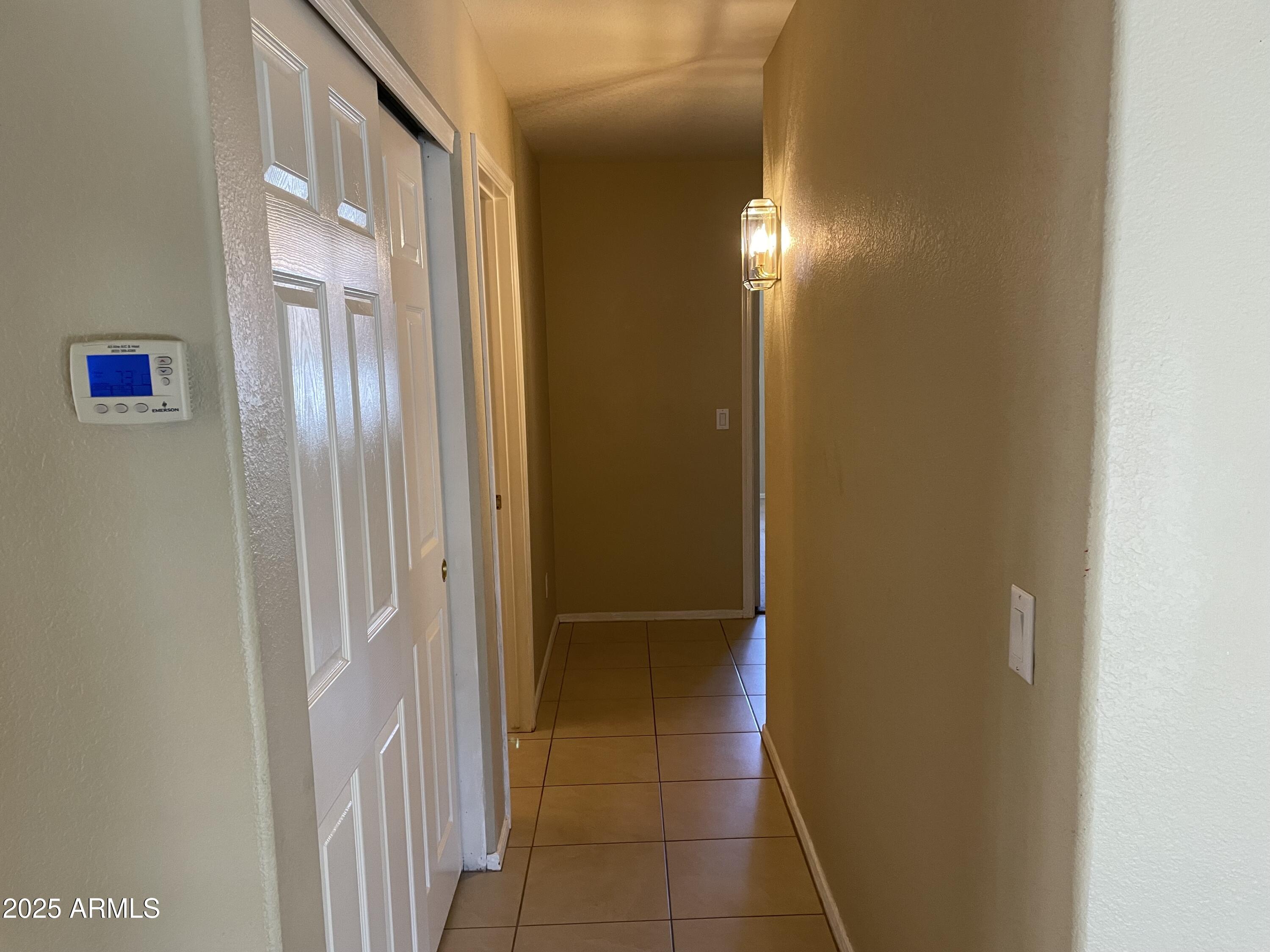 8949 West Kathleen Road Peoria, AZ 85382 - Photo 15 of 28