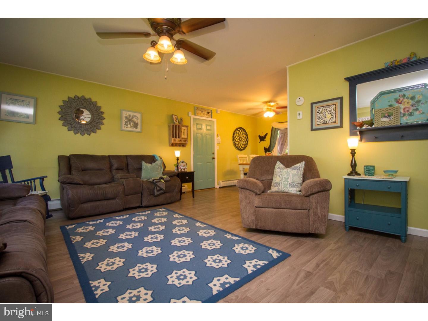 14 Cotton Road Levittown, PA 19057 - Photo 4 of 25