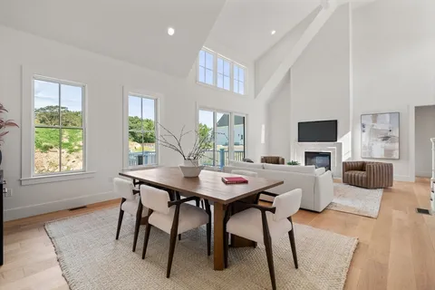 $1,550,000 | 1060 Grove Street, Unit 31, Framingham, MA 01701